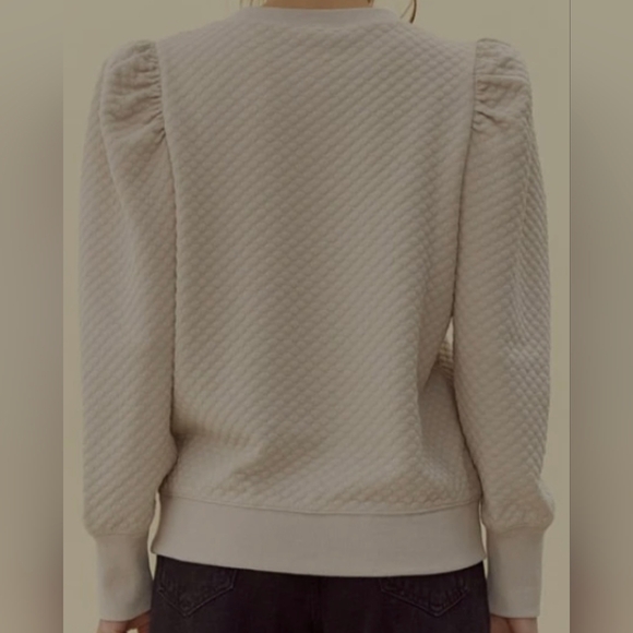 JOIFL Women's Cream Sweater - Picture 3 of 5